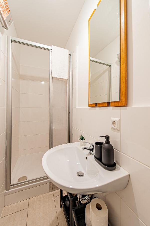 My City Apartment- Vienna Jungle Room Exterior photo